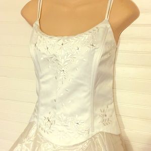 Cream/Off White Colored Wedding dress SZ Large